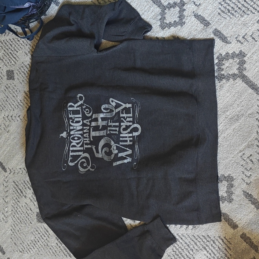 Sweatshirt hooded